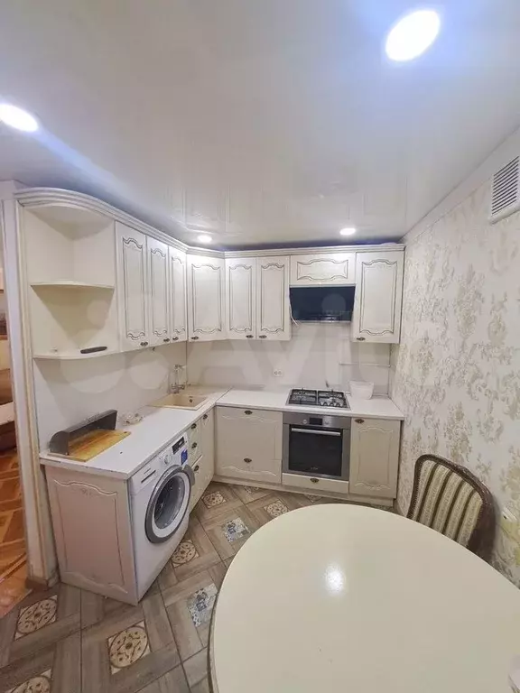 3-к. квартира, 80 м, 5/9 эт. - Фото 0