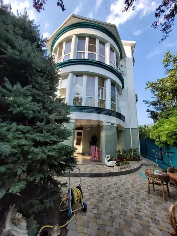 Дом в Краснодарский край, Геленджик Октябрьская ул. (409 м) - Фото 1