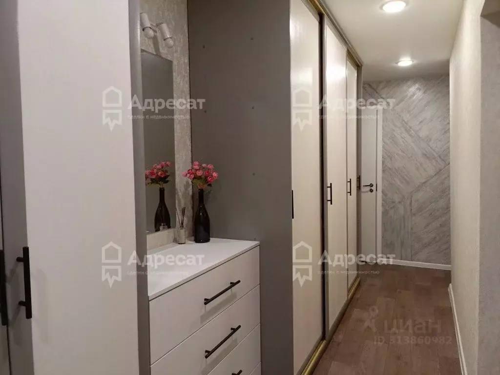 3-к кв. Волгоградская область, Волгоград ул. Германа Титова, 46 (59.9 ... - Фото 0
