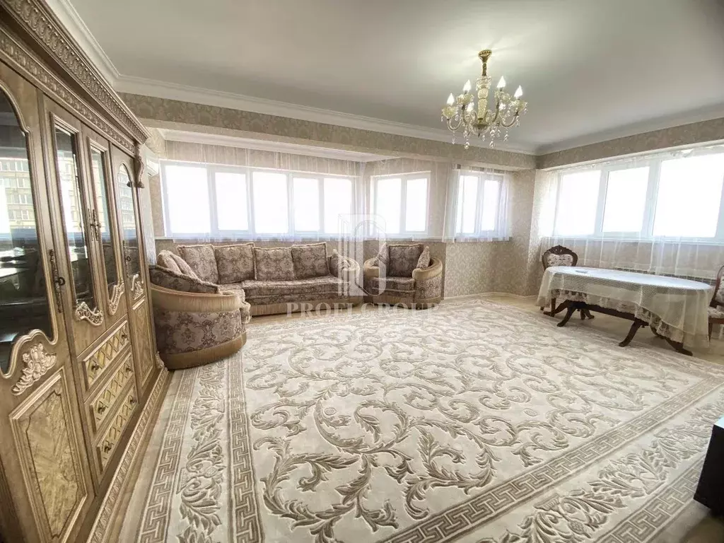 3-к кв. Дагестан, Махачкала ул. Лаптиева (133.0 м) - Фото 1