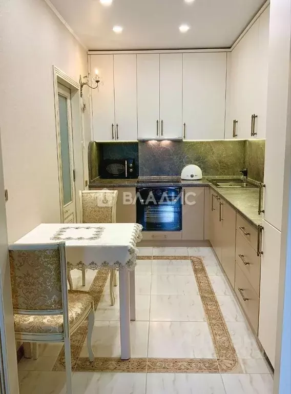 2-к кв. Москва ул. Поляны, 5 (56.1 м) - Фото 1