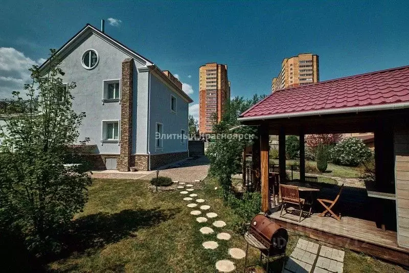 Коттедж в Красноярский край, Красноярск Хрустальная ул. (335 м) - Фото 0