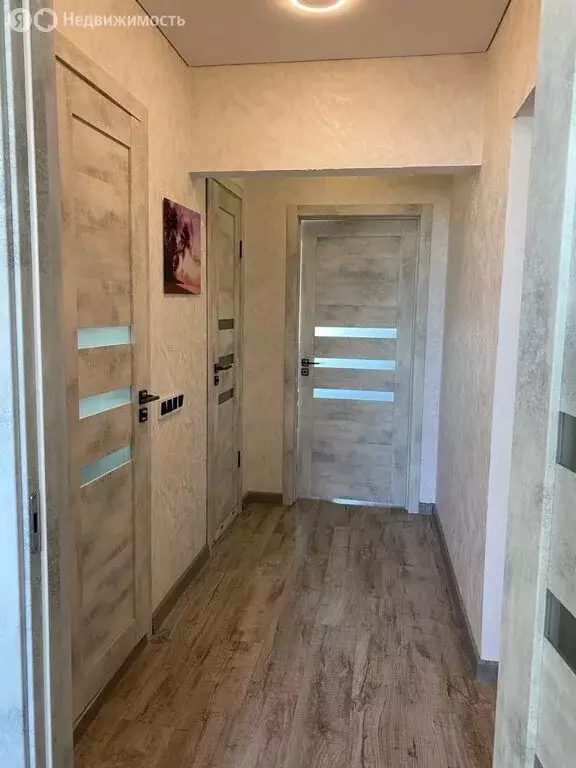 3-комнатная квартира: Ишимбай, улица Чкалова, 12А (69 м) - Фото 0