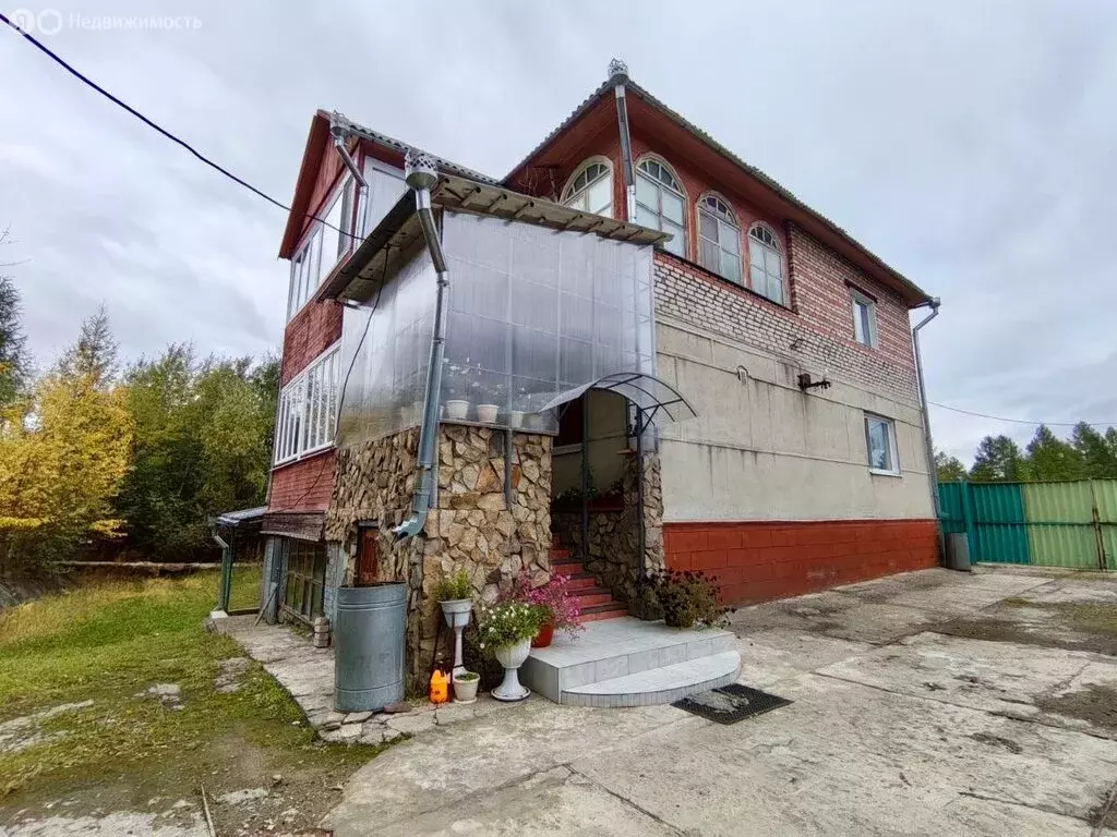 Дом в посёлок городского типа Чульман, улица 70 лет Октября, 2А (241.8 ... - Фото 2