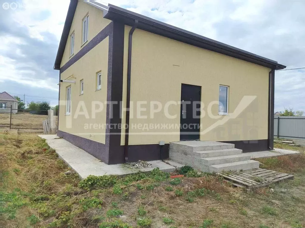 Дом в Ахтырский, улица Ленина (90 м) - Фото 0