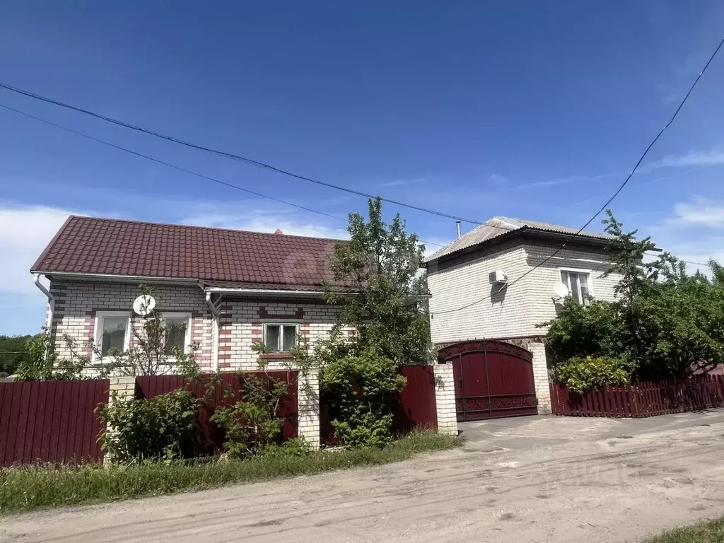 Дом в Саратовская область, Балашов ул. Тургенева, 2 (117 м) - Фото 1