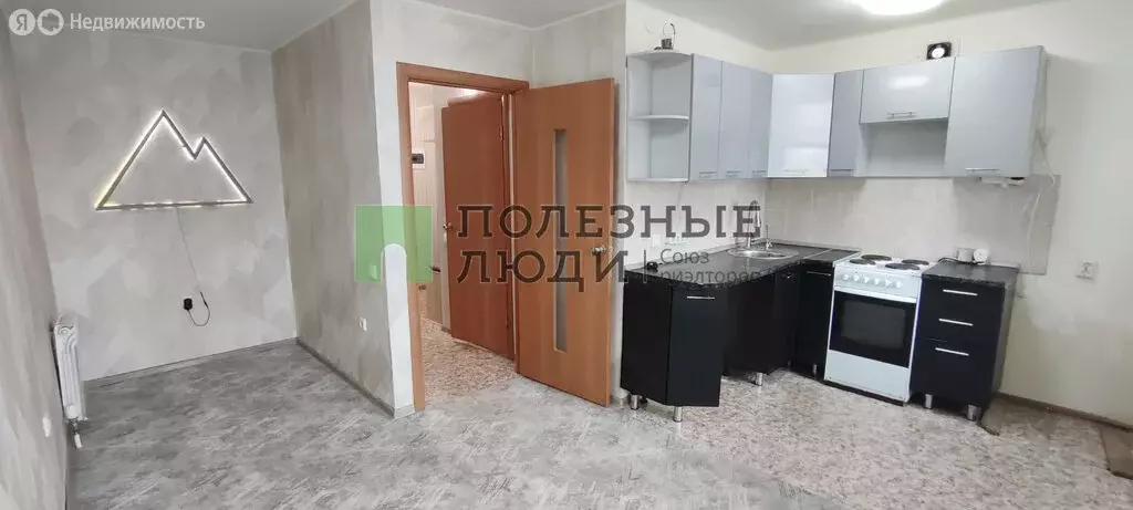 Квартира-студия: Зеленодольск, улица Карла Маркса, 36Б (25.4 м) - Фото 0