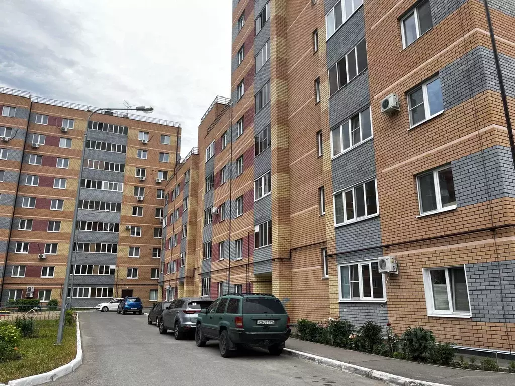 2-к кв. Татарстан, Казань ул. Зур Урам, 7А (68.0 м) - Фото 0