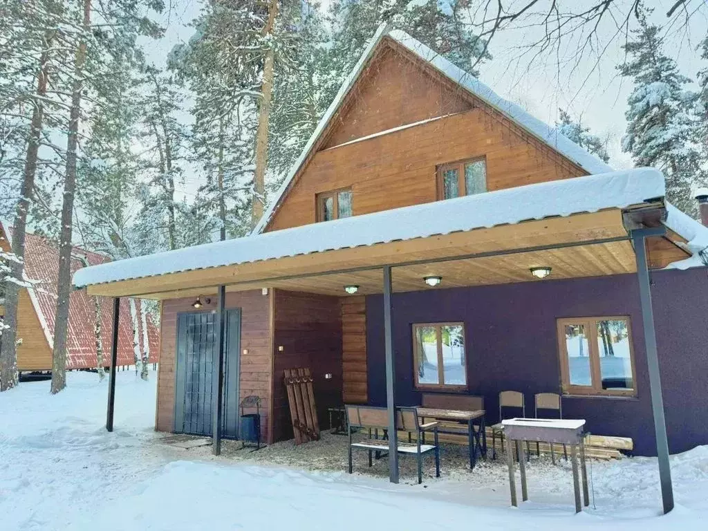 Дом в Карачаево-Черкесия, Зеленчукский район, с. Архыз проезд Таулу, 3 ... - Фото 1