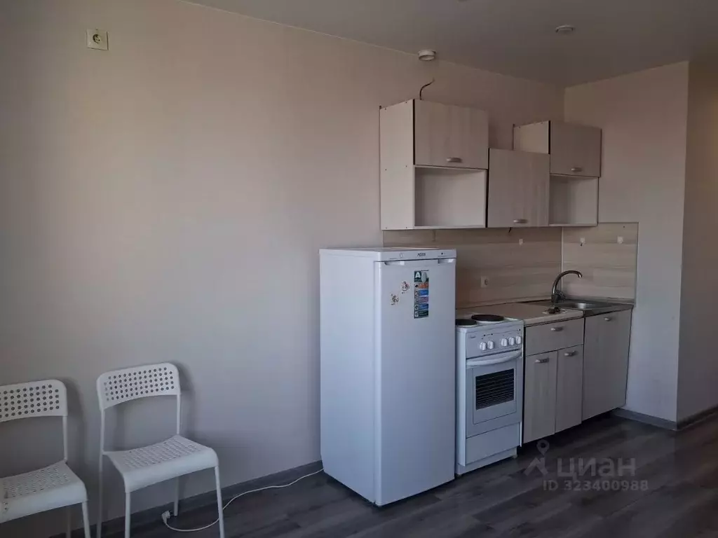 Студия Тюменская область, Тюмень Ставропольская ул., 160 (22.0 м) - Фото 1