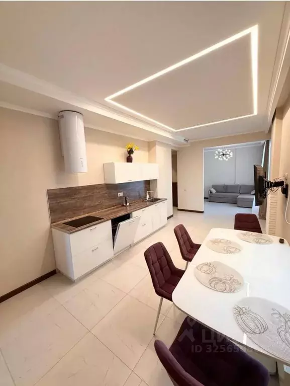 2-к кв. Татарстан, Казань Петербургская ул., 64 (70.0 м) - Фото 1