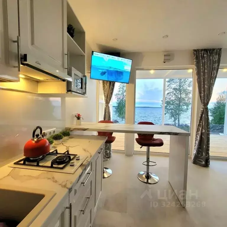 Дом в Карелия, Пряжинский район, Эссойльское с/пос, пос. Сяпся ул. ... - Фото 1