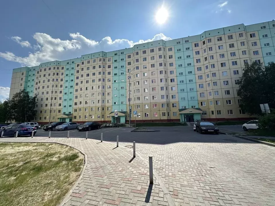 3-к кв. Ханты-Мансийский АО, Лангепас Парковая ул., 1 (68.7 м) - Фото 0