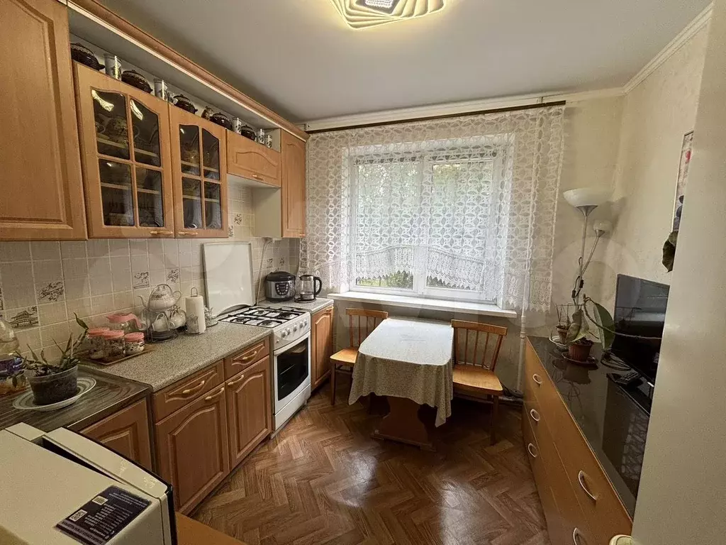 2-к. квартира, 55 м, 2/10 эт. - Фото 0