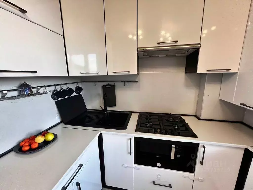 2-к кв. Новгородская область, Великий Новгород Речная ул., 1 (61.6 м) - Фото 2