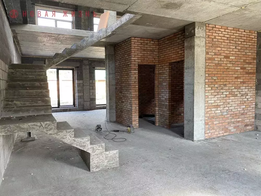 Дом в Самарская область, Самара Раздольная ул., 30 (200 м) - Фото 1