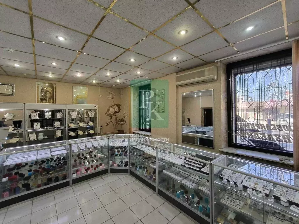 Офис в Севастополь ул. Адмирала Октябрьского, 7 (86 м) - Фото 1