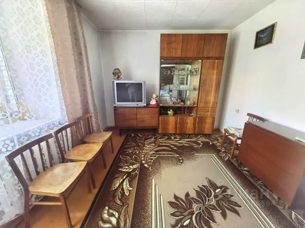 2-к кв. Новосибирская область, Искитимский район, Линево городское ... - Фото 1