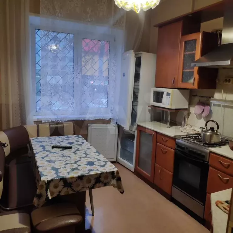 1-к. квартира, 49 м, 1/10 эт. - Фото 0