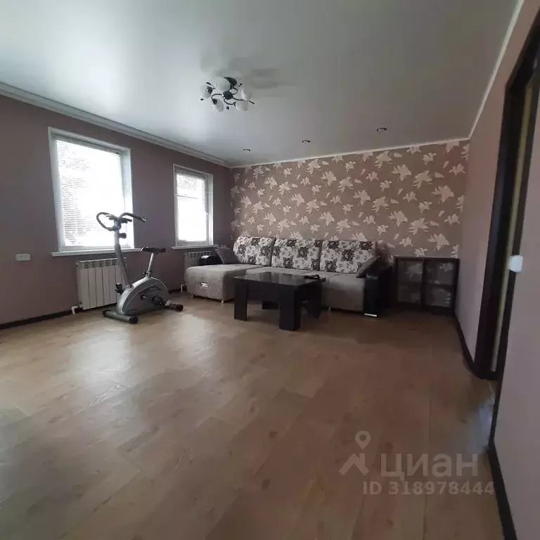 Дом в Оренбургская область, Соль-Илецк ул. Ленина, 33 (55 м) - Фото 1