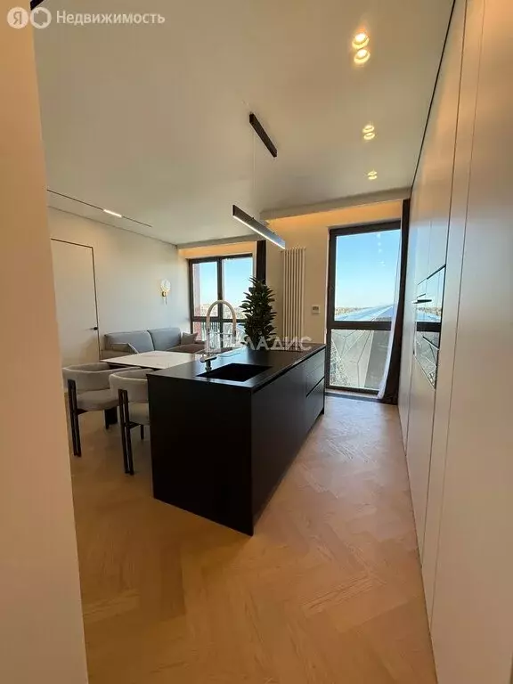 3-комнатная квартира: Москва, район Троицк, 1-я Ватутинская улица, ... - Фото 1