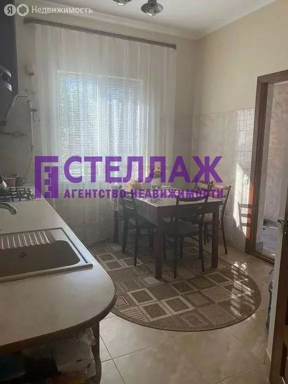 Дом в Феодосия, Феодосийский морской торговый порт (60 м) - Фото 1