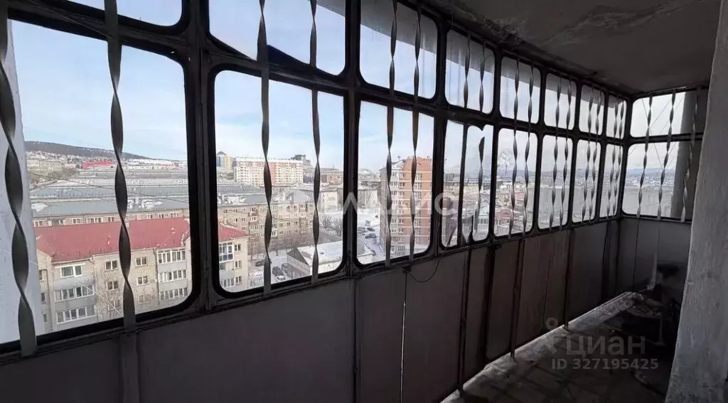 3-к кв. Бурятия, Улан-Удэ ул. Гагарина, 22 (66.2 м) - Фото 2