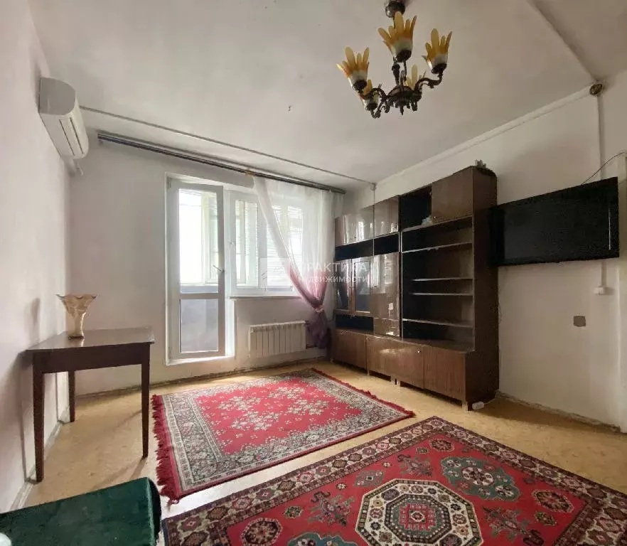 Продается 2-комнатная квартира - Фото 1