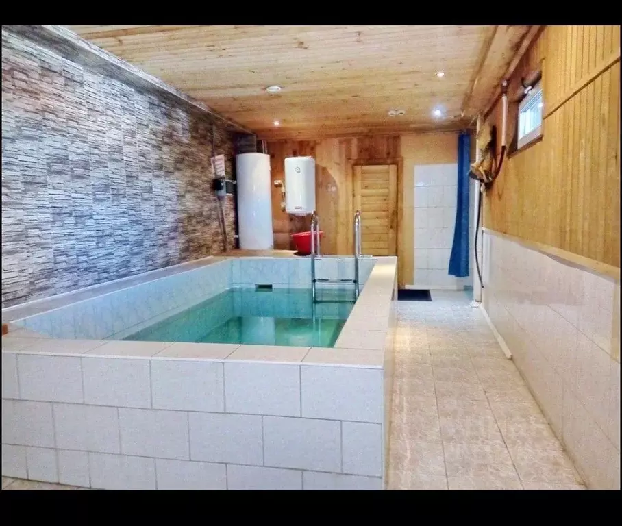 Дом в Омская область, Омск ул. 1-я Береговая, 5 (170 м) - Фото 0