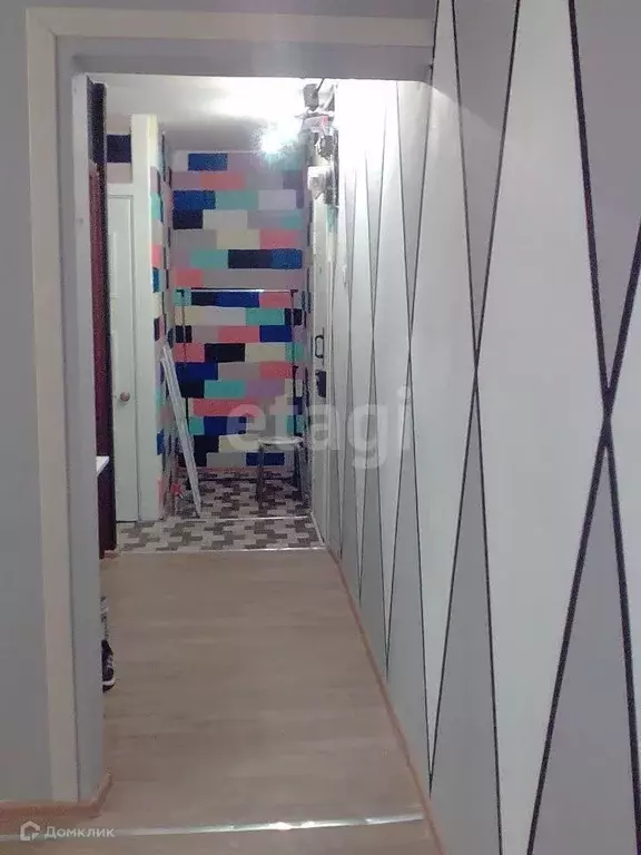 Продаётся 4-к квартира, 62 м - Фото 0