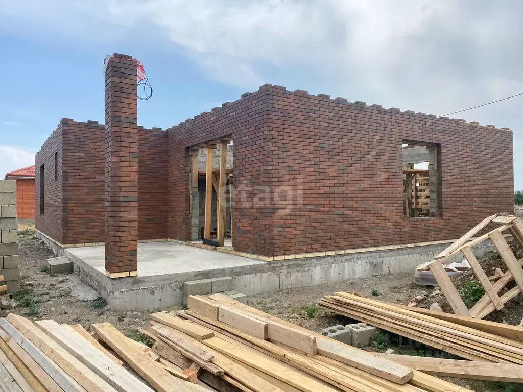 Дом в Адыгея, Майкоп ул. Сергея Сивикьяна (135 м) - Фото 2