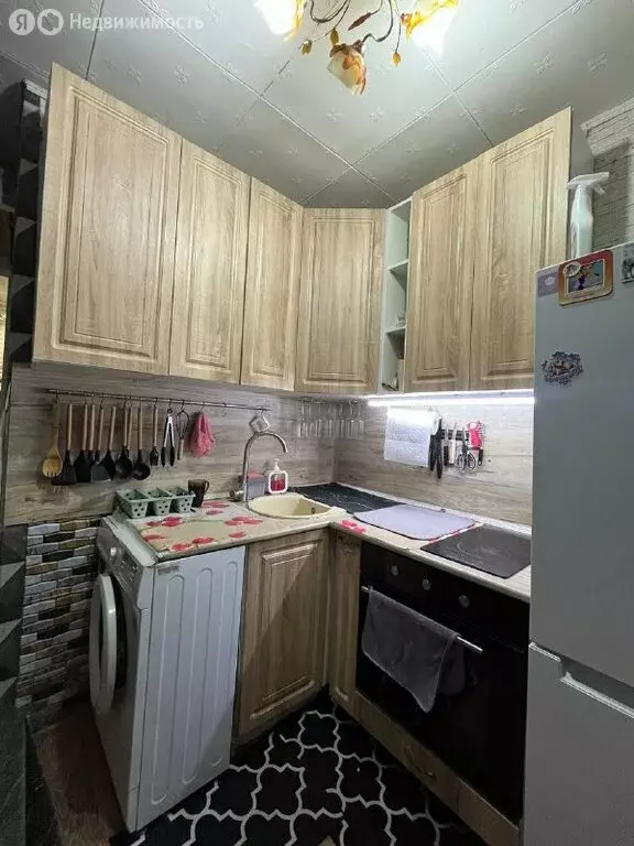 2-комнатная квартира: Кемерово, Тайгинская улица, 8Б (45 м) - Фото 1