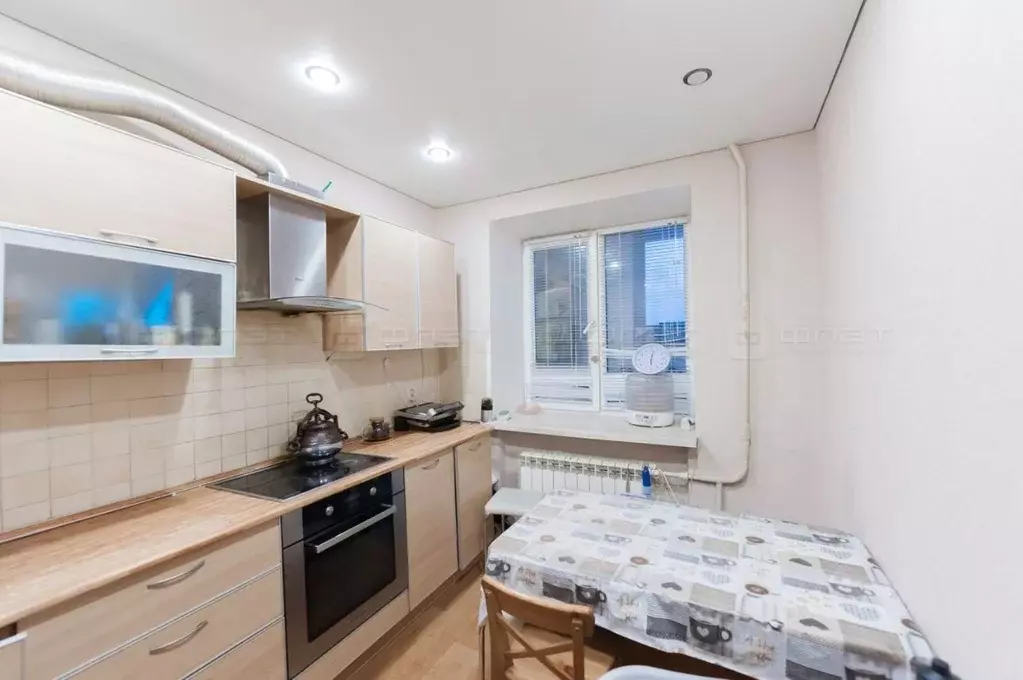 3-к кв. Татарстан, Казань ул. Сафиуллина, 56 (59.9 м) - Фото 0
