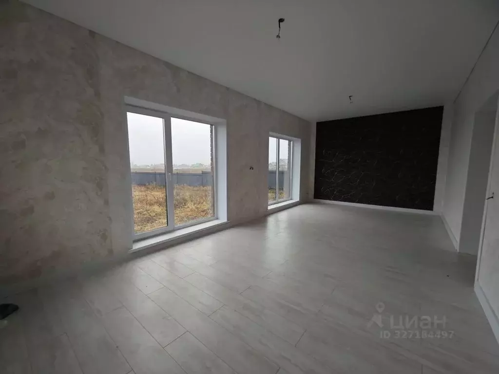 Дом в Башкортостан, Уфимский район, Дмитриевский сельсовет, д. ... - Фото 1