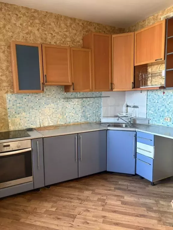 2-к. квартира, 60 м, 16/17 эт. - Фото 1