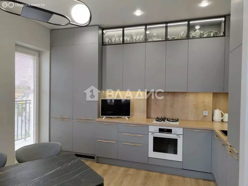 3-комнатная квартира: Калининград, Курортная улица, 87 (91 м) - Фото 2