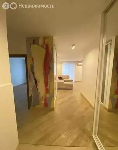 3-комнатная квартира: Краснодар, улица Даниила Смоляна, 1 (76 м) - Фото 2