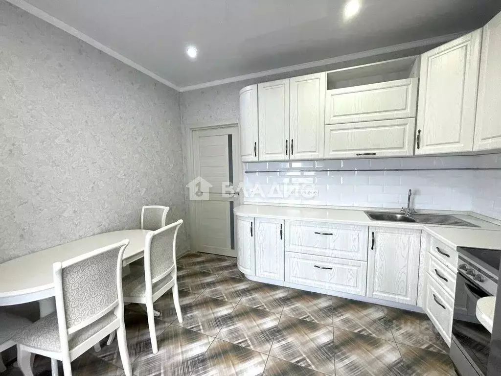 2-к кв. Белгородская область, Белгород просп. Богдана Хмельницкого, ... - Фото 0