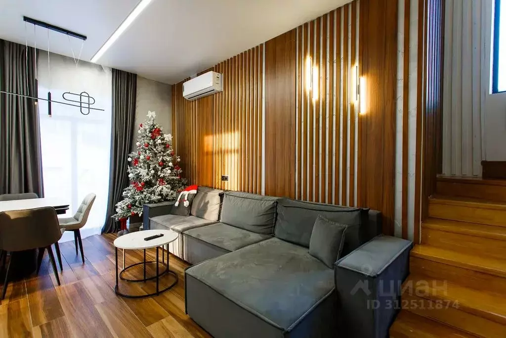 Дом в Челябинская область, Миасский городской округ, с. Сыростан ул. ... - Фото 1