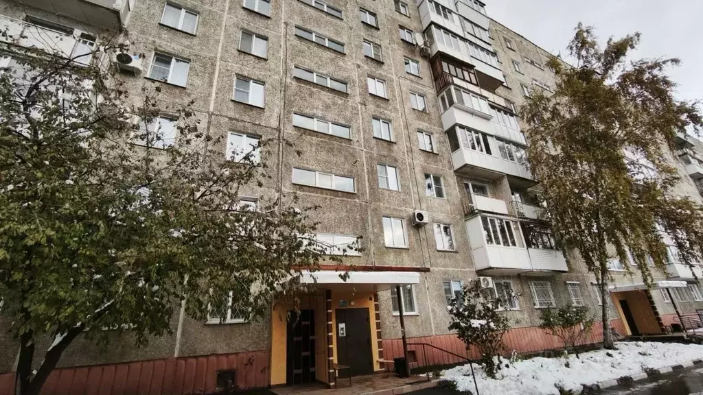 3-к кв. Омская область, Омск ул. Добровольского, 13 (63.0 м) - Фото 2