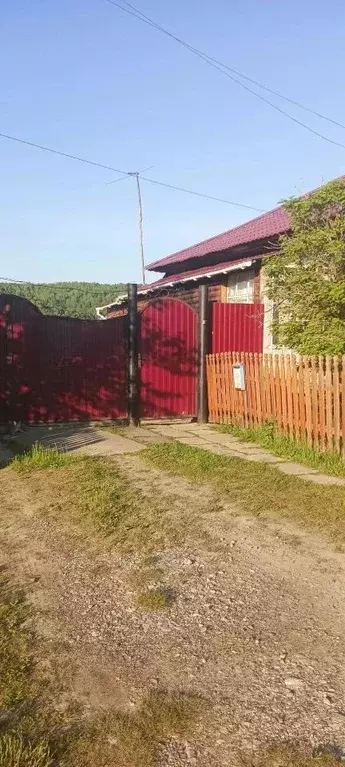 Дом в Красноярский край, Манско-Уярский муниципальный округ, с. ... - Фото 1