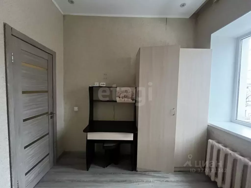 Комната Санкт-Петербург Среднеохтинский просп., 20 (13.0 м) - Фото 1