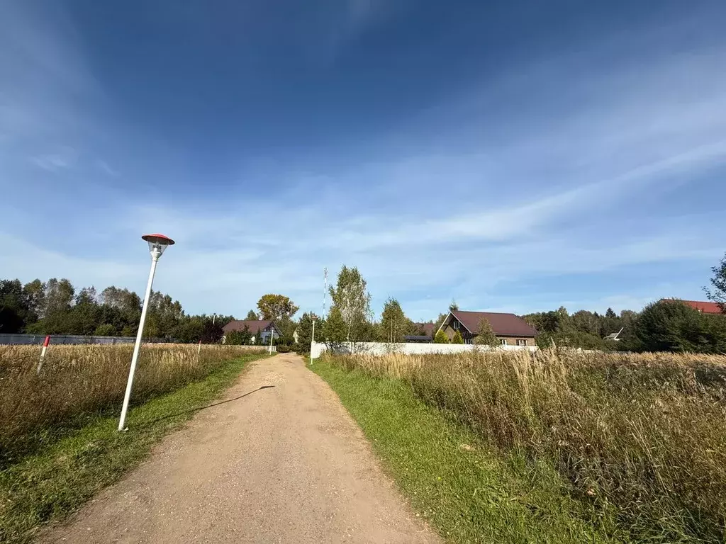 Участок в Московская область, Наро-Фоминский городской округ, Онтарио ... - Фото 1