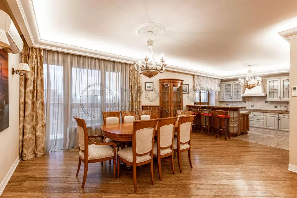 Продается 3-комнатная квартира - Фото 1