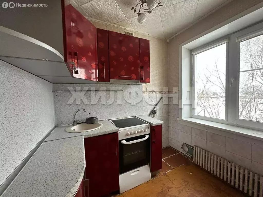 3-комнатная квартира: Прокудское, улица Есенина, 21 (60.9 м) - Фото 1