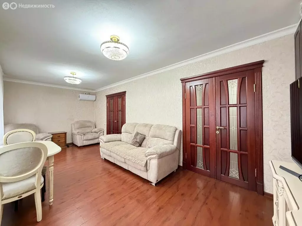 3-комнатная квартира: Нальчик, улица Кешокова, 103А (77.1 м) - Фото 2