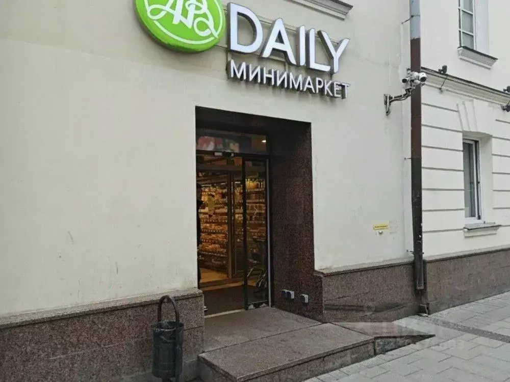 Торговая площадь в Москва ул. Остоженка, 10 (333 м) - Фото 1