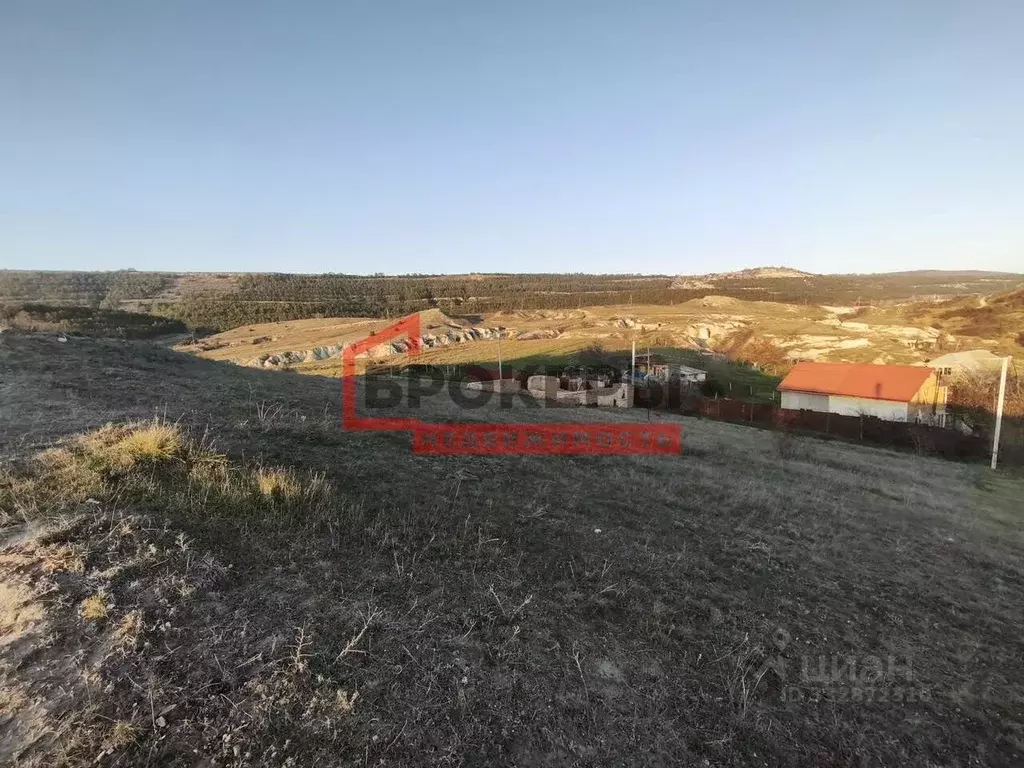 Участок в Севастополь с. Пироговка, ул. Угловая, 1 (9.0 сот.) - Фото 2