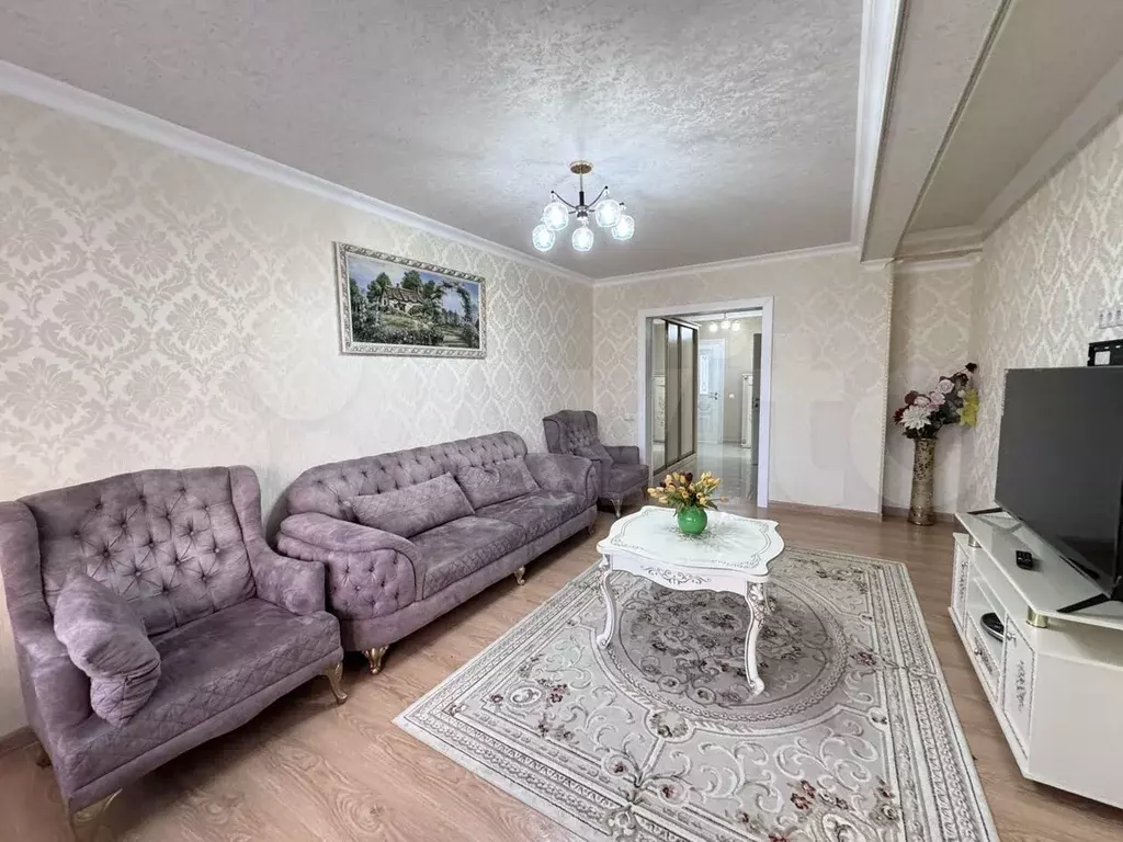 3-к. квартира, 90 м, 2/9 эт. - Фото 0