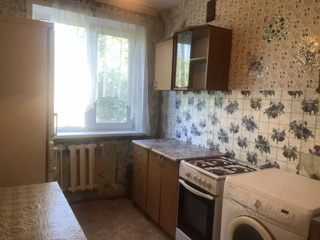 2-к кв. Саратовская область, Саратов Огородная ул., 118/126 (43.0 м) - Фото 0